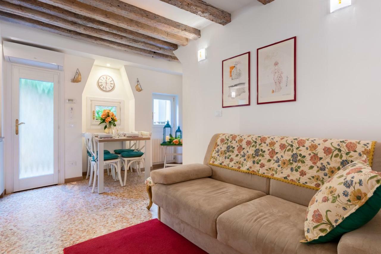 Ca' Marcello - Biennale Apartment Venice Exterior photo