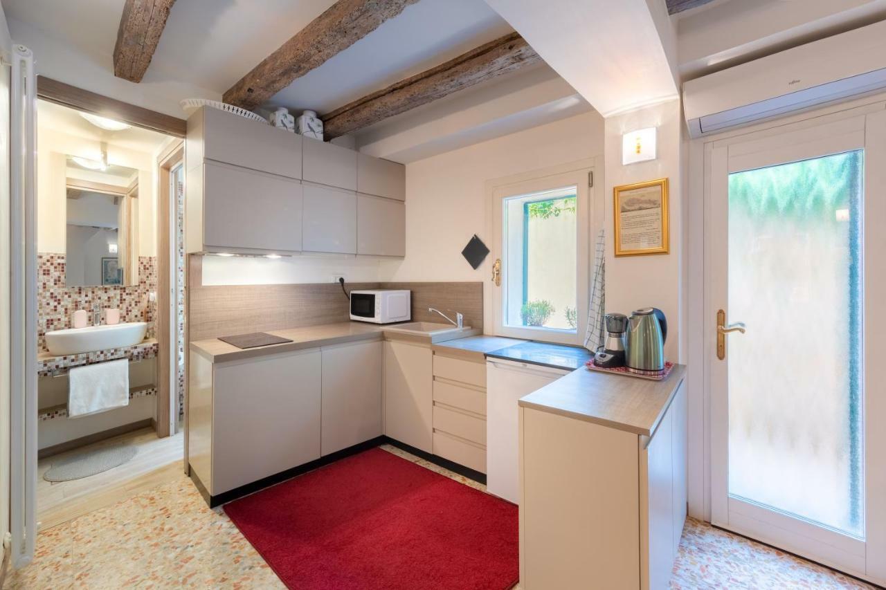 Ca' Marcello - Biennale Apartment Venice Exterior photo